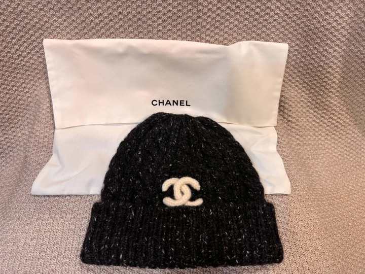 【全新正品】CHANEL 香奈兒 2026最新款 經典黑白雪花混色立體雙C針織毛帽