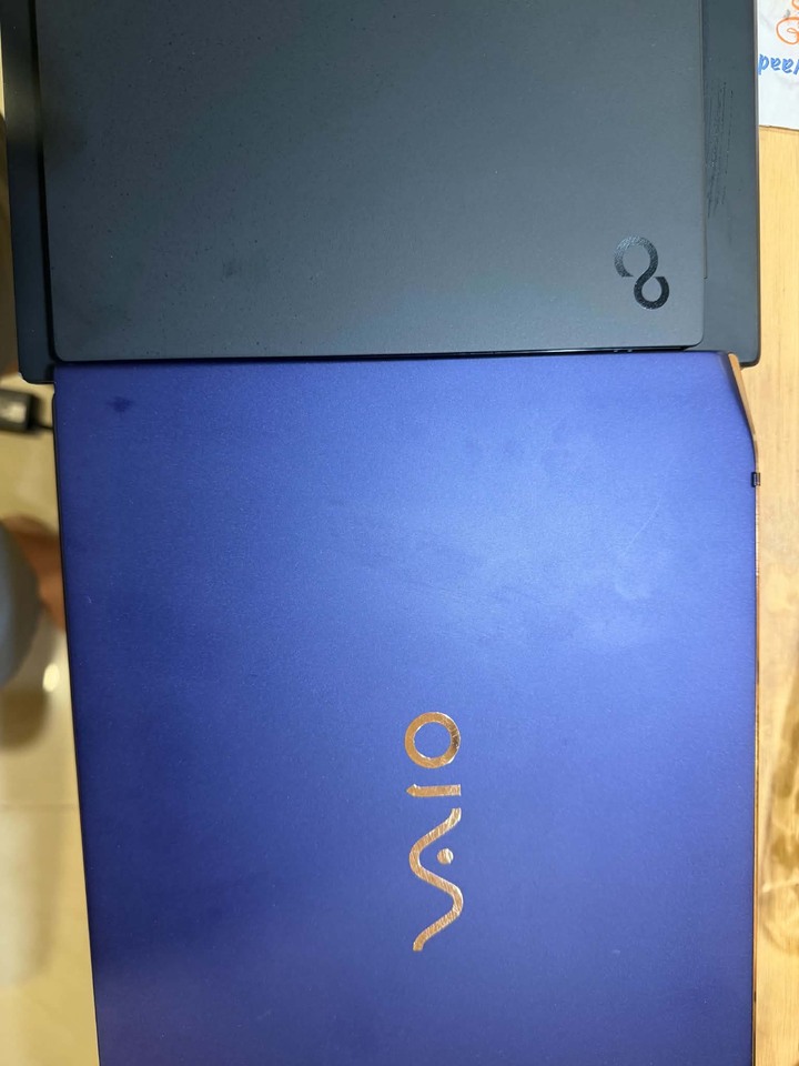 輕薄 續航 八百克 逸品 Fujitsu UA-K1 258v 32G