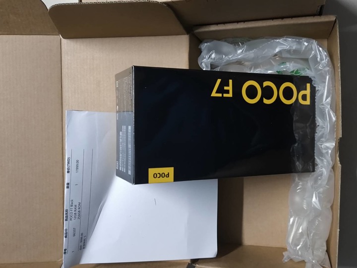 POCO F7 12 GB + 256 GB