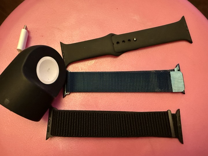 Apple Watch Series 10 （GPS +行動網路）（鋁金屬） 46 公釐