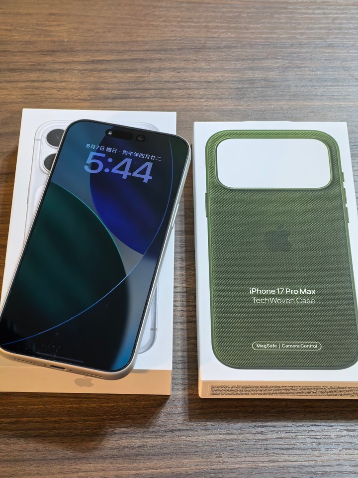Iphone 17 Pro Max 256Gb 銀色