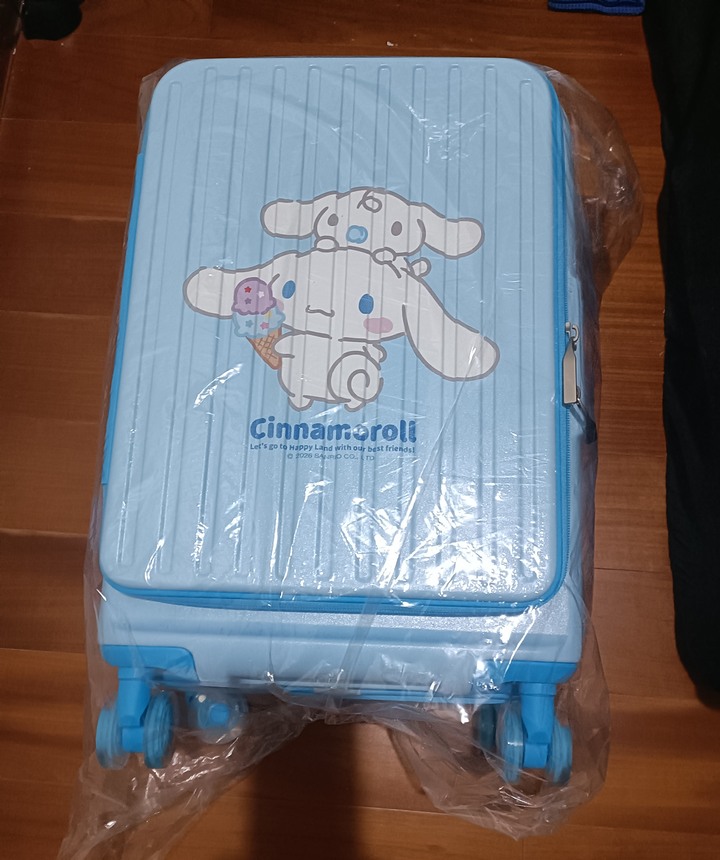 全新正品三麗鷗蒂芬尼藍20L行李箱