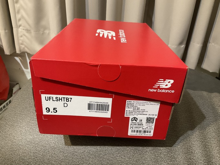 new balance 男運動鞋9.5（27.5cm)全新未使用