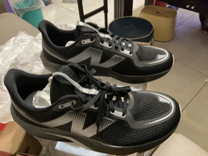 new balance 男運動鞋9.5（27.5cm)全新未使用
