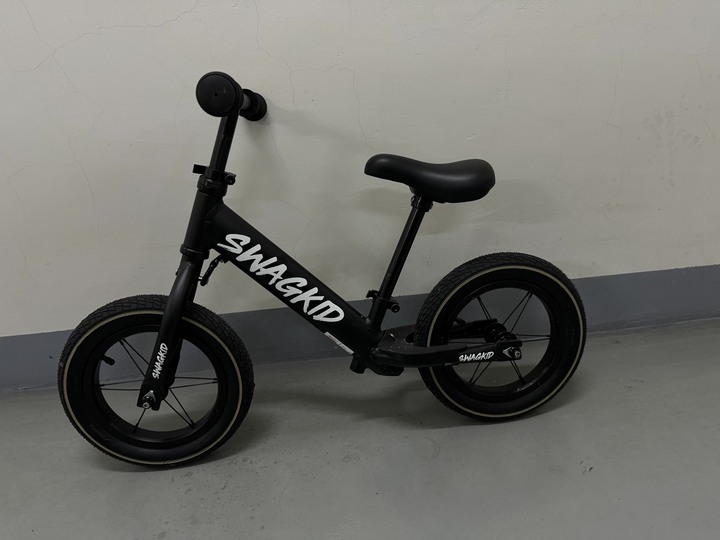 (二手）9成新SWAGKID S2 12吋鋁合金滑步車