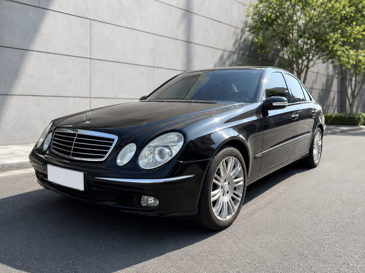  M-Benz E200 W211 2003款