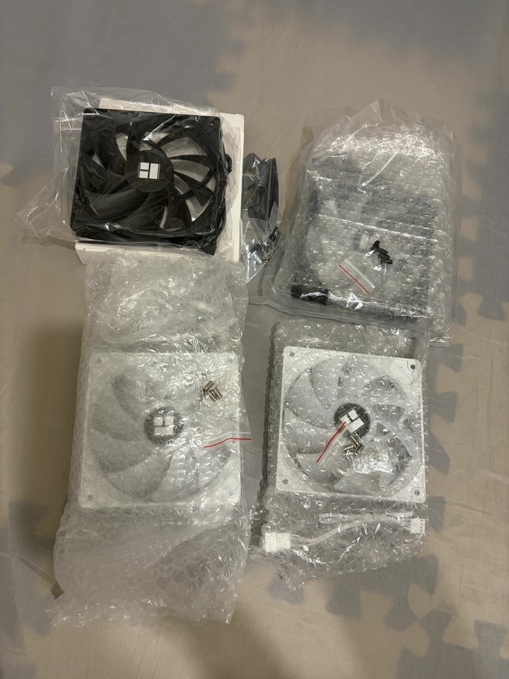 利民 12CM PWM 風扇 TL-C12C X 4