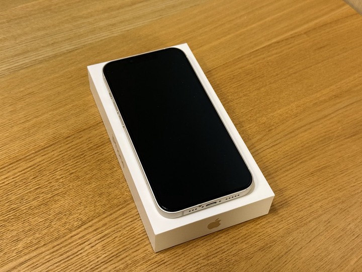 iPhone 13 256GB 星光色 副廠認證電池健康度97%
