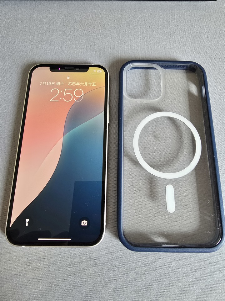 iPhone 12