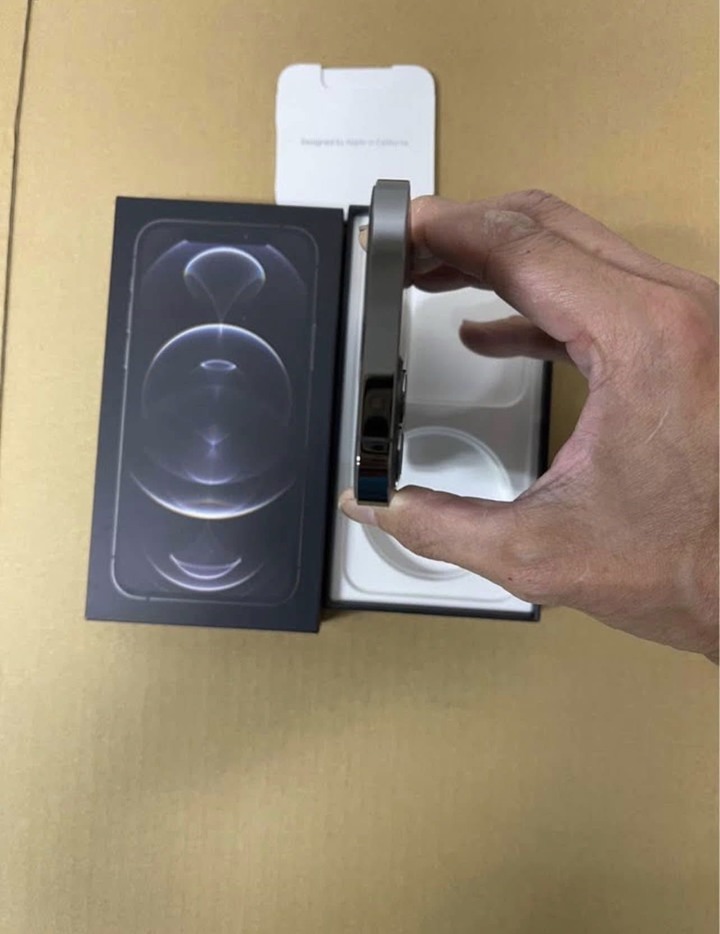 iphone 12 pro 石墨色 / 128G