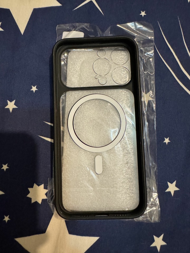 iphone 15 pro max 磁吸保護殼（鏡頭框防護）