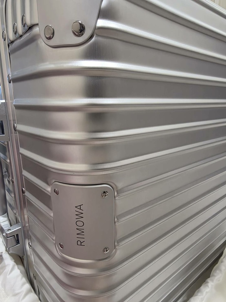 全新 RIMOWA Original 28吋行李箱 / 銀色