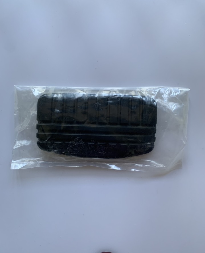 三菱 LANCER FORTIS 原廠橡膠煞車踏板