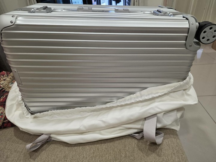 全新 RIMOWA Original 28吋行李箱 / 銀色