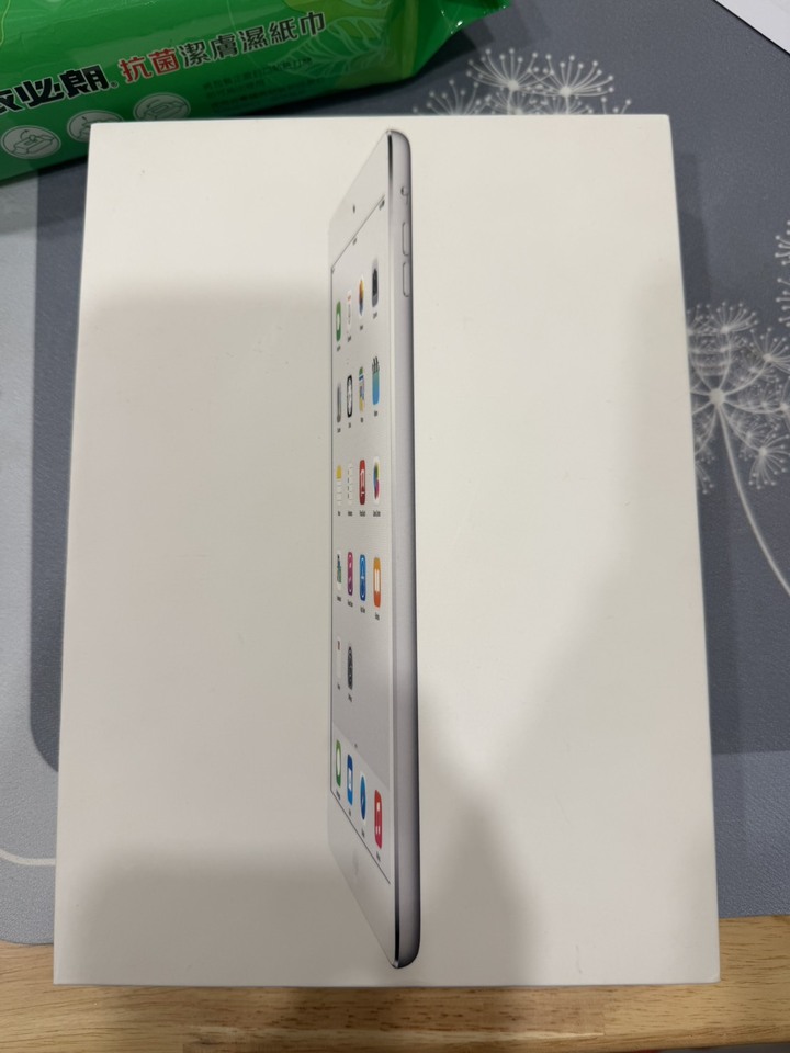 Apple ipad Air 一代/原盒裝/銀色/全功能正常