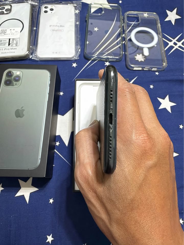 iphone 11 pro max 256G 原廠電池97%/全機包膜/夜幕綠