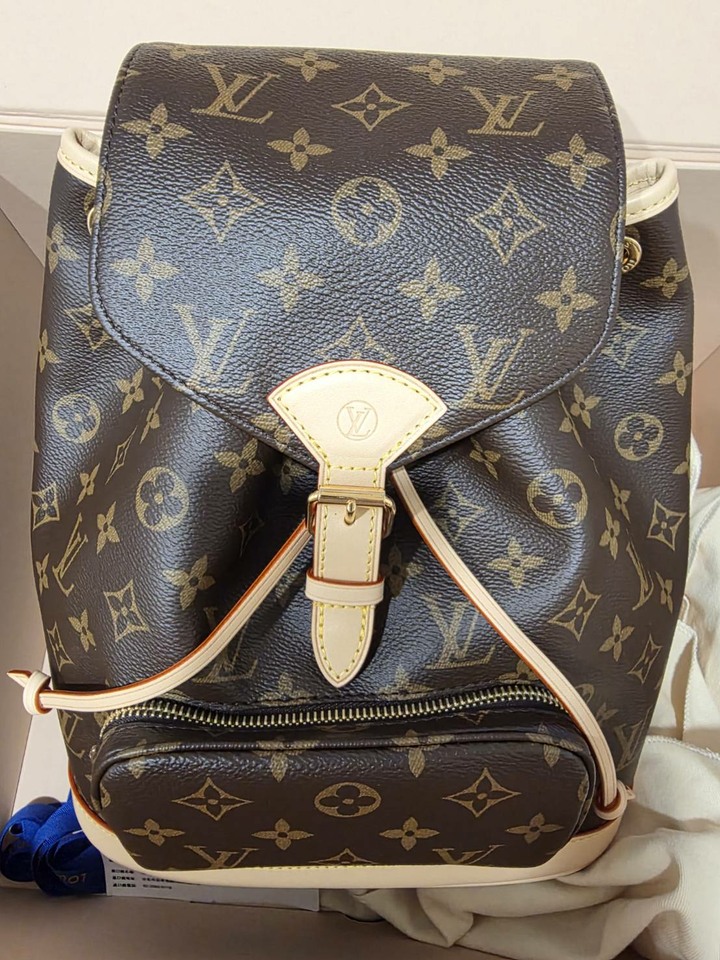 全新 Louis Vuitton (晶片款) 包包 / 台北101專櫃購入 / 附原廠盒