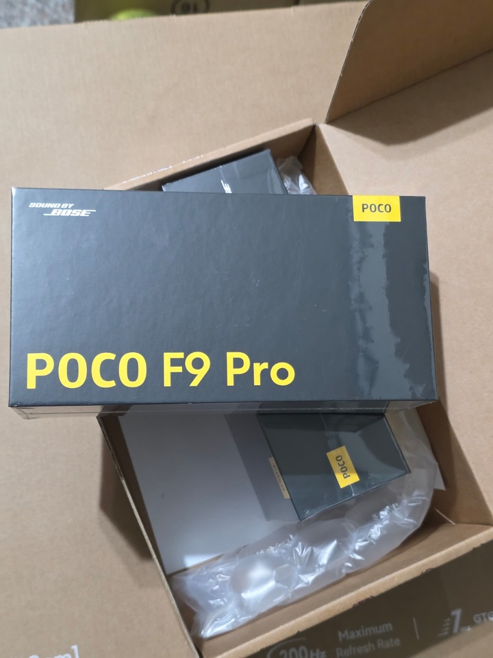 Poco F9 Pro 12+512G 白色