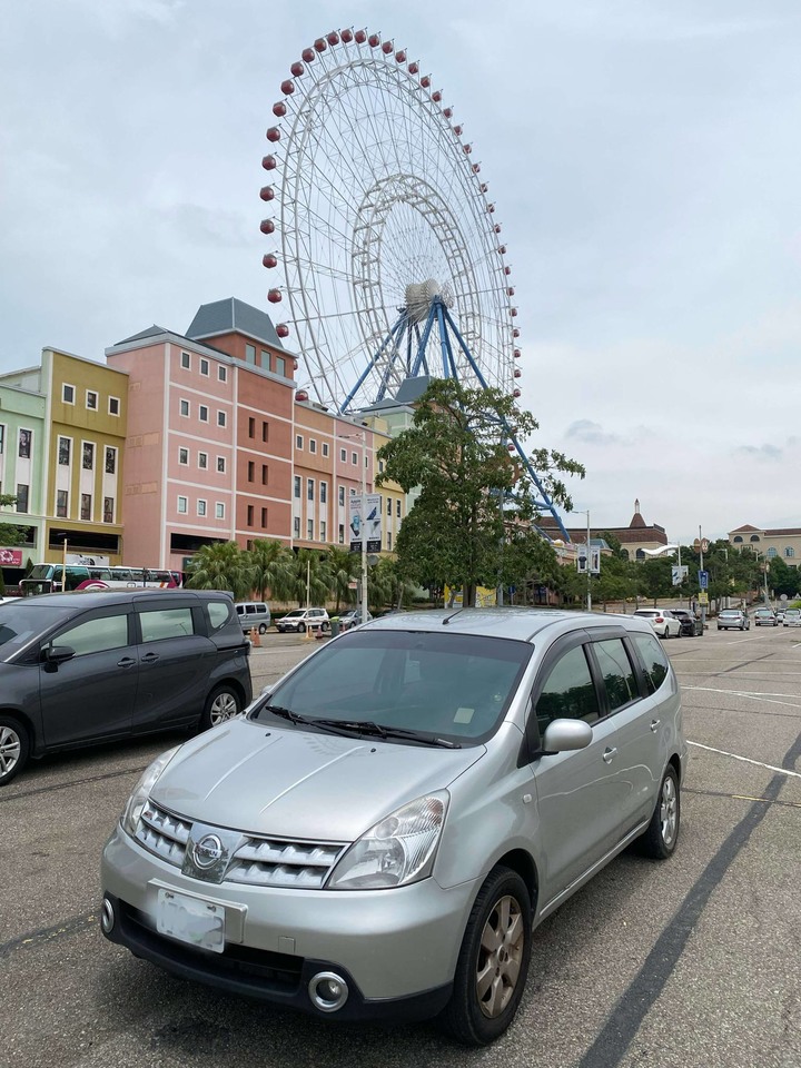 CP值最高的七人座 自售 2009 grand livina