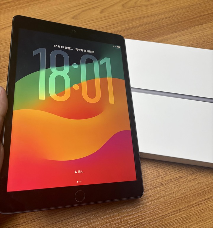 售iPad（第9代）Wi-Fi版本64 GB太空灰