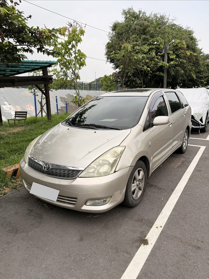 2004 WISH 2.0G 金色
