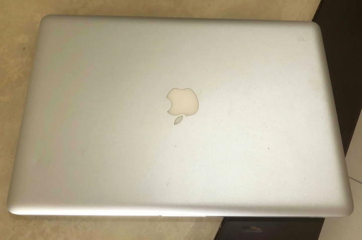 APPLE MacBook Pro 15.4吋 4核心 Intel Core i7 末代可升級 硬碟 記憶體