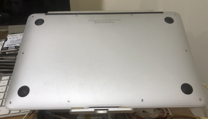 2015年版 稀有 正末代發光 APPLE MacBook Air 11.6吋 功能正常