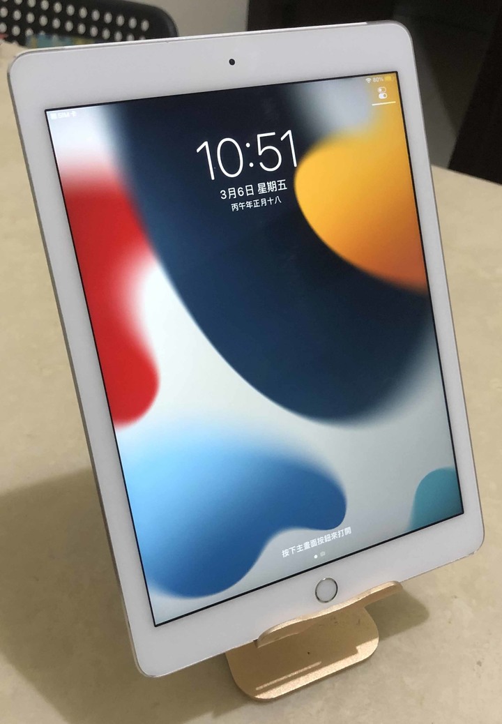 Apple iPad Air 2代 128GB 9.7 Wi-Fi 金色