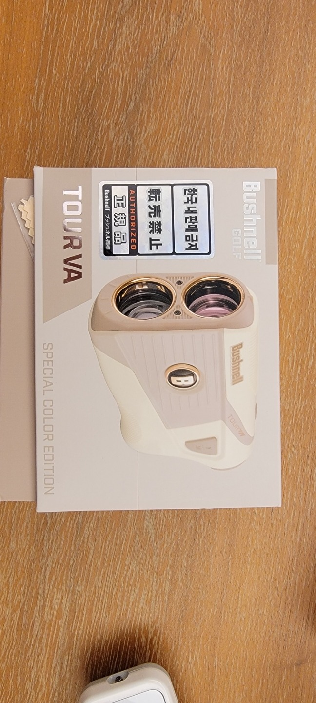 Bushnell tour va 高爾夫球測距儀