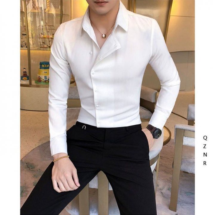 男襯衫+黑褲