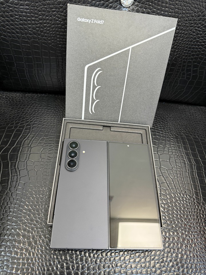 Samsung Z Fold 7 512g