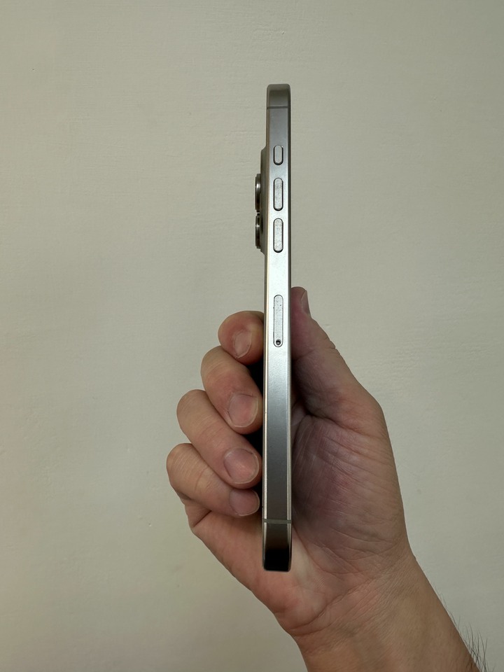 I phone 16 pro max 256g
