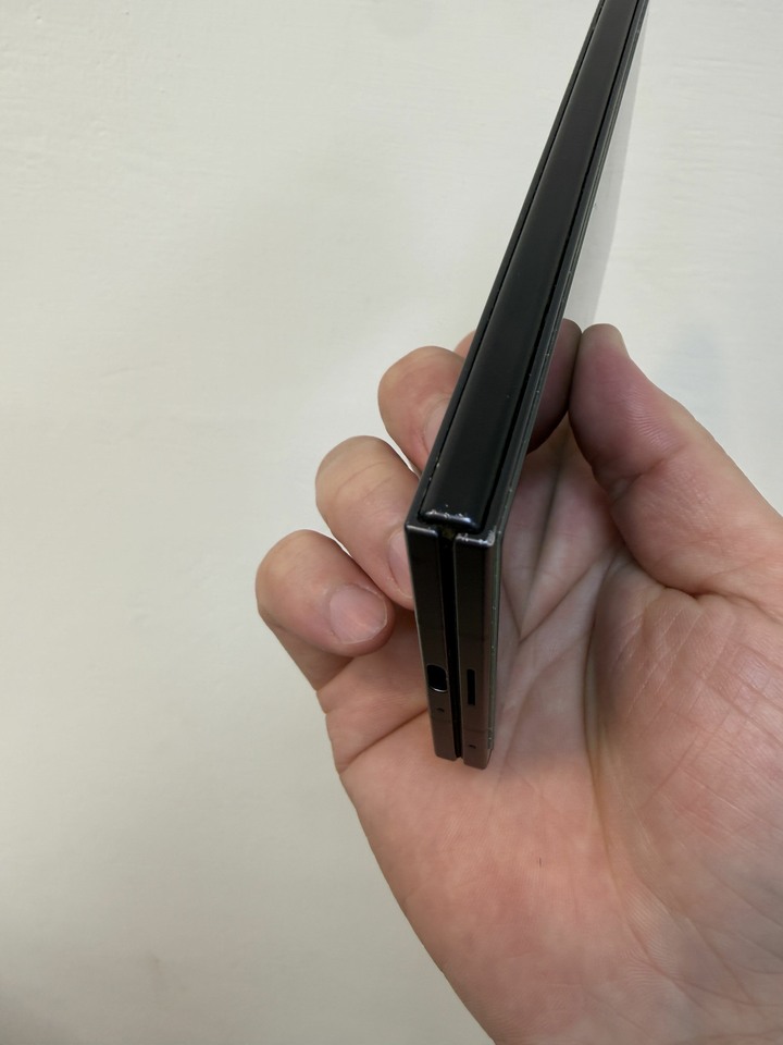 Samsung Z Fold 7 256g
