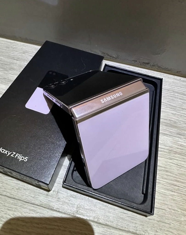 Samsung Z Flip 5 256g