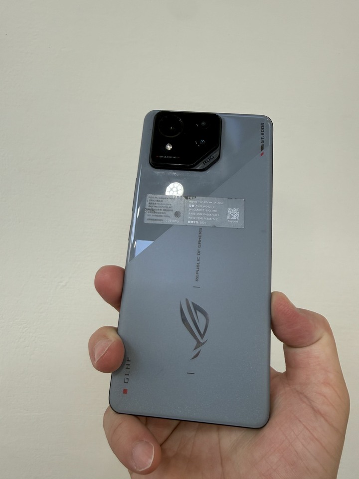 Asus Rog 8 512g