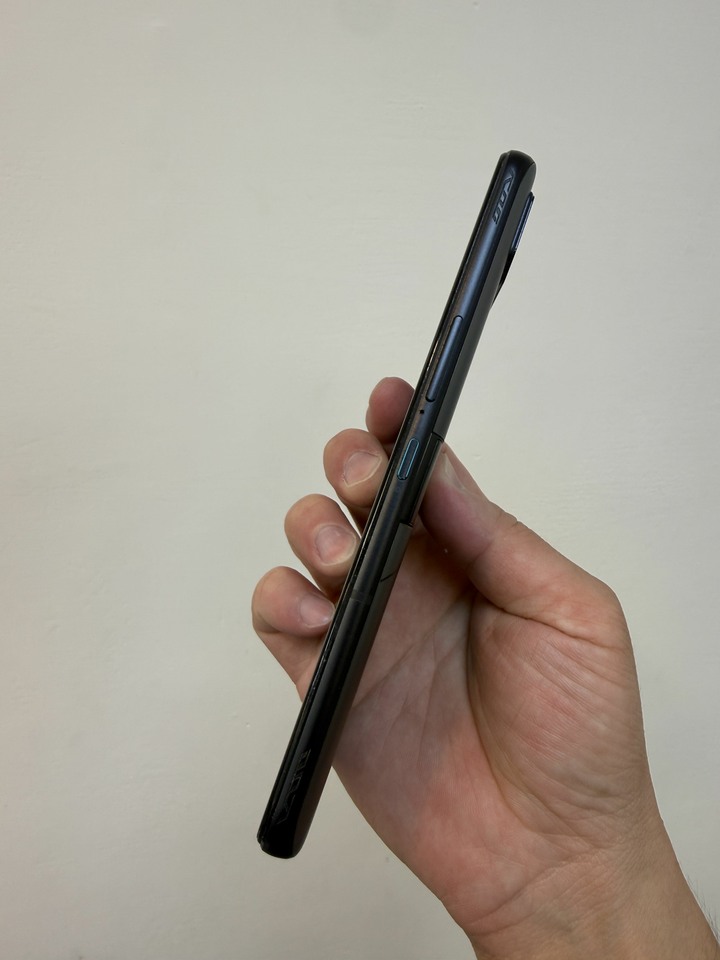 Asus Rog Phone 6D ultimate 512g