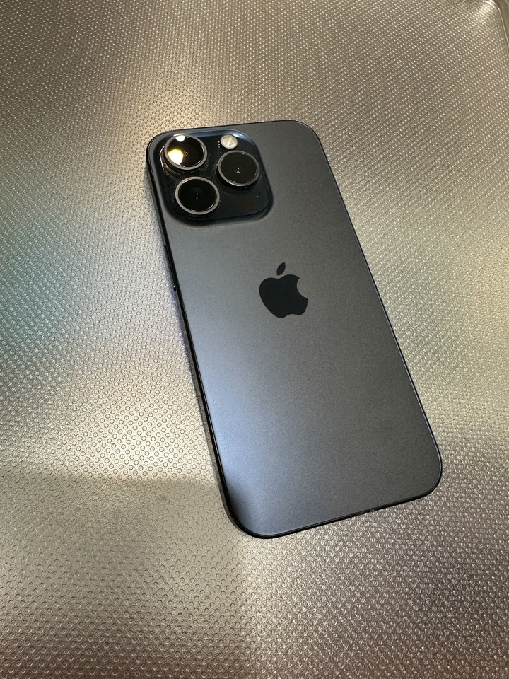 I phone 15 pro 256g
