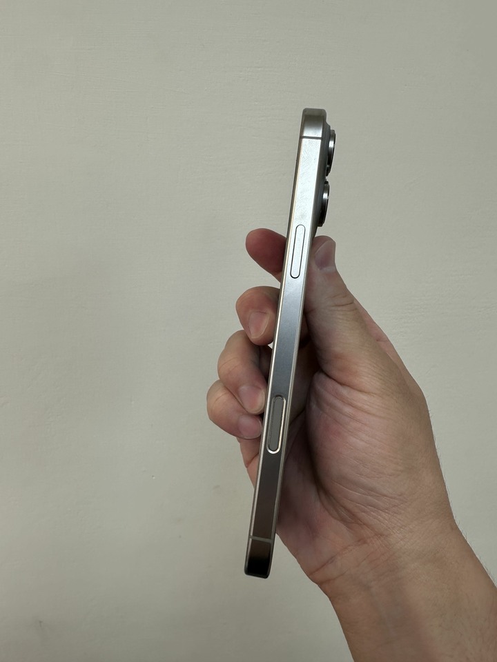 I phone 16 pro max 256g