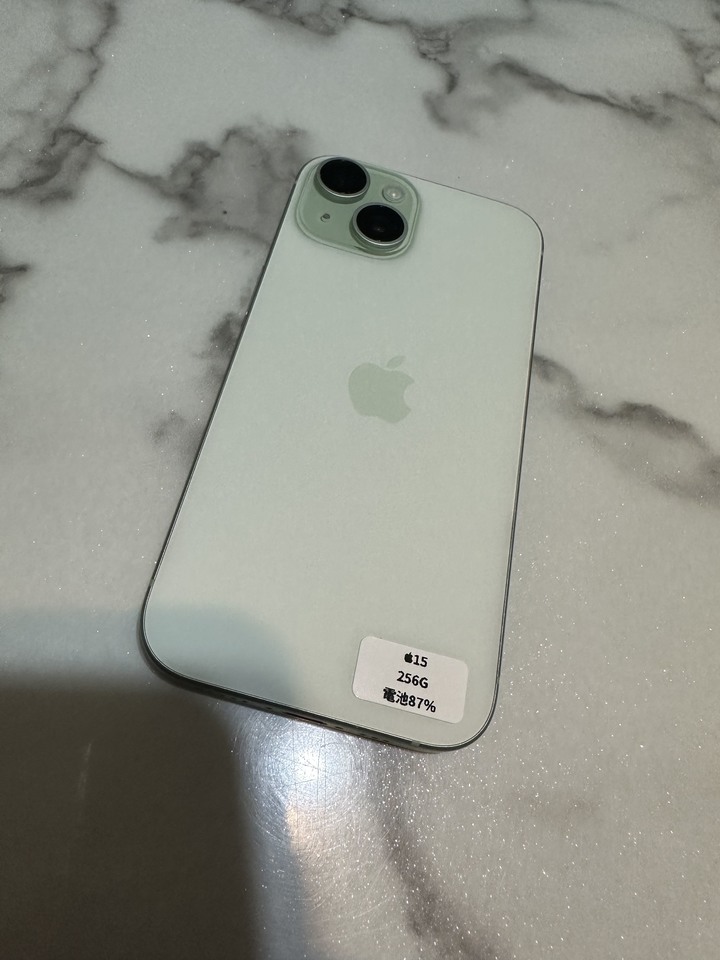 I phone 15 256g