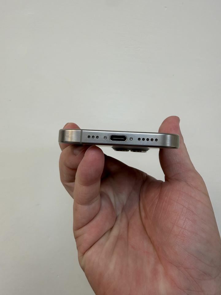 I phone 15 pro 256g