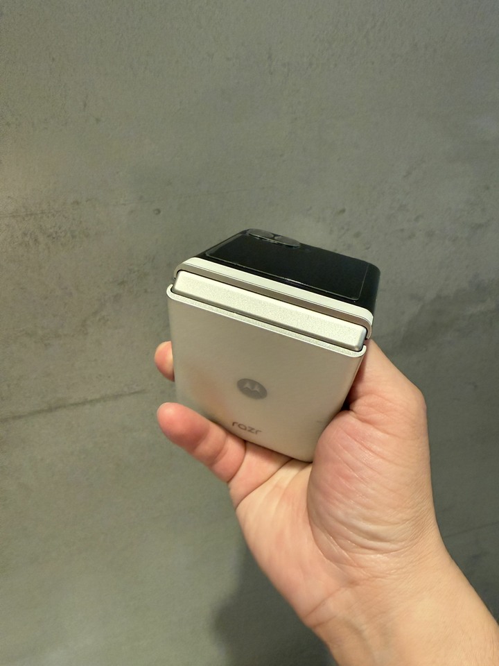Motorola razr 60 256g