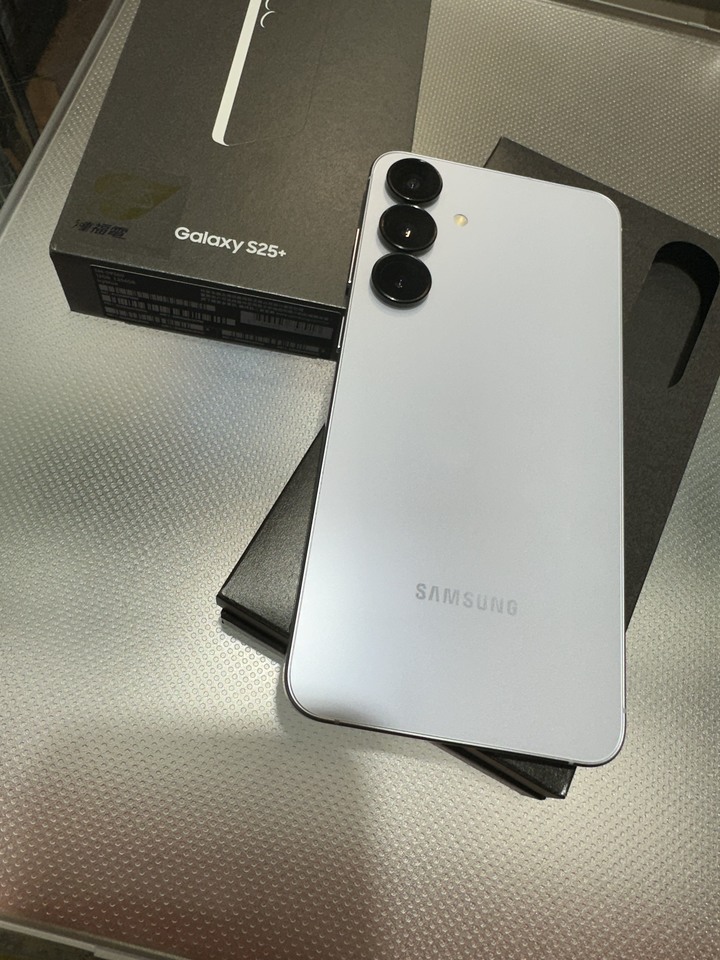 Samsung S25 plus 256g
