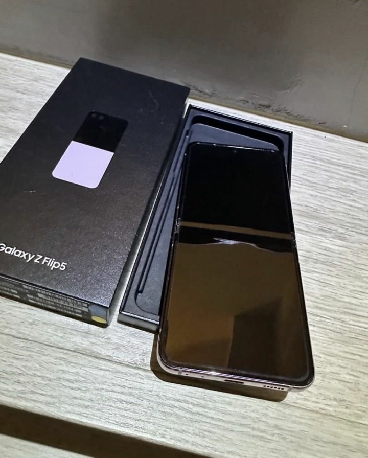 Samsung Z Flip 5 256g