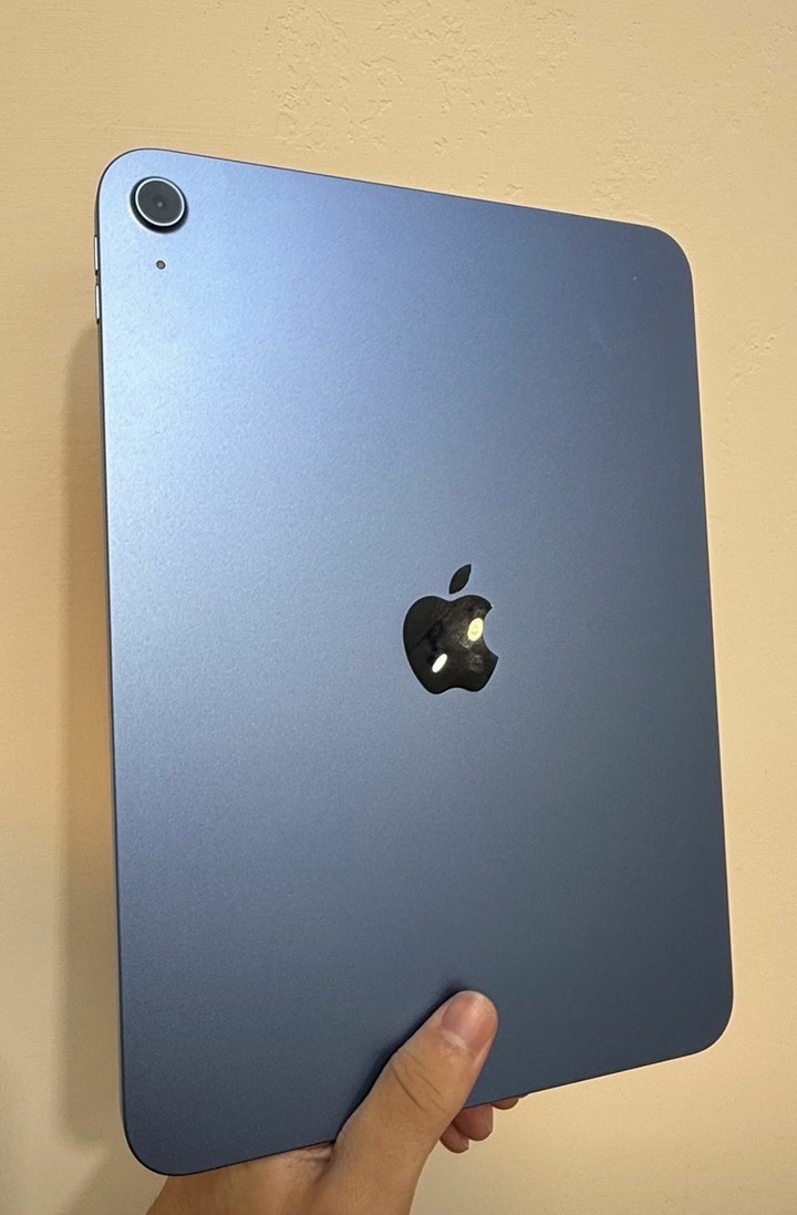 I pad 11 128g A16 只用兩週