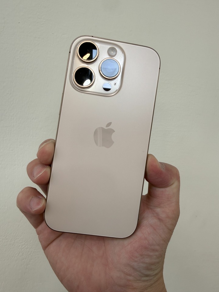 I phone 16 pro 512
