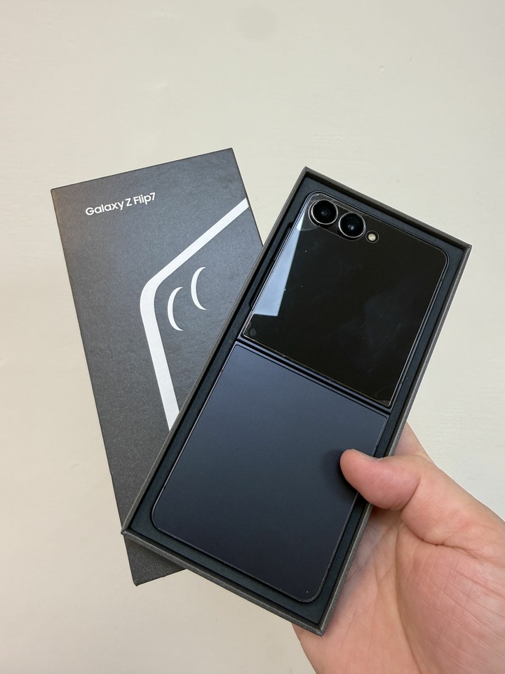 Samsung Z Flip7 512g
