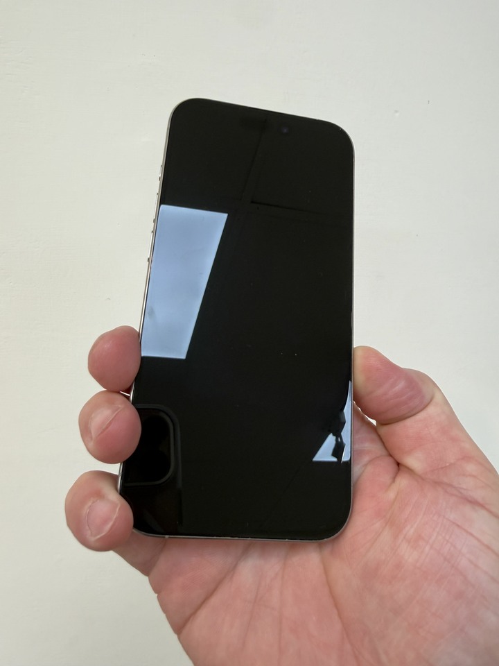 I phone 15 pro 256g