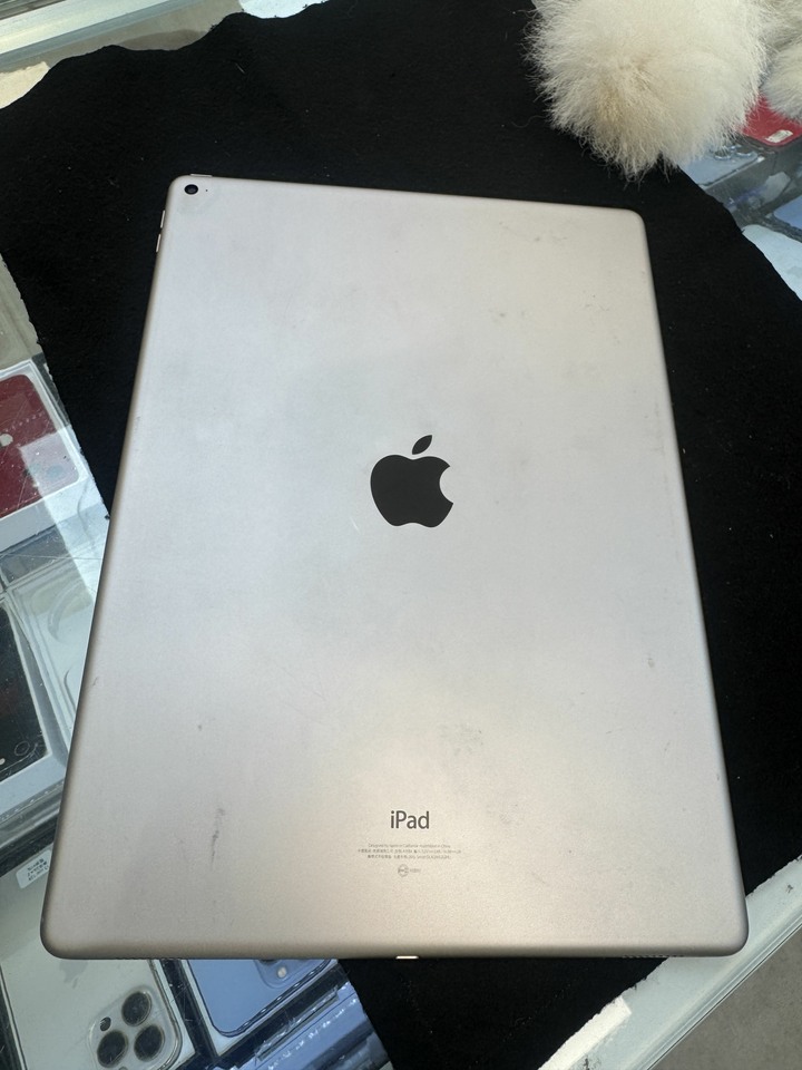 I pad pro 128g 12.9吋