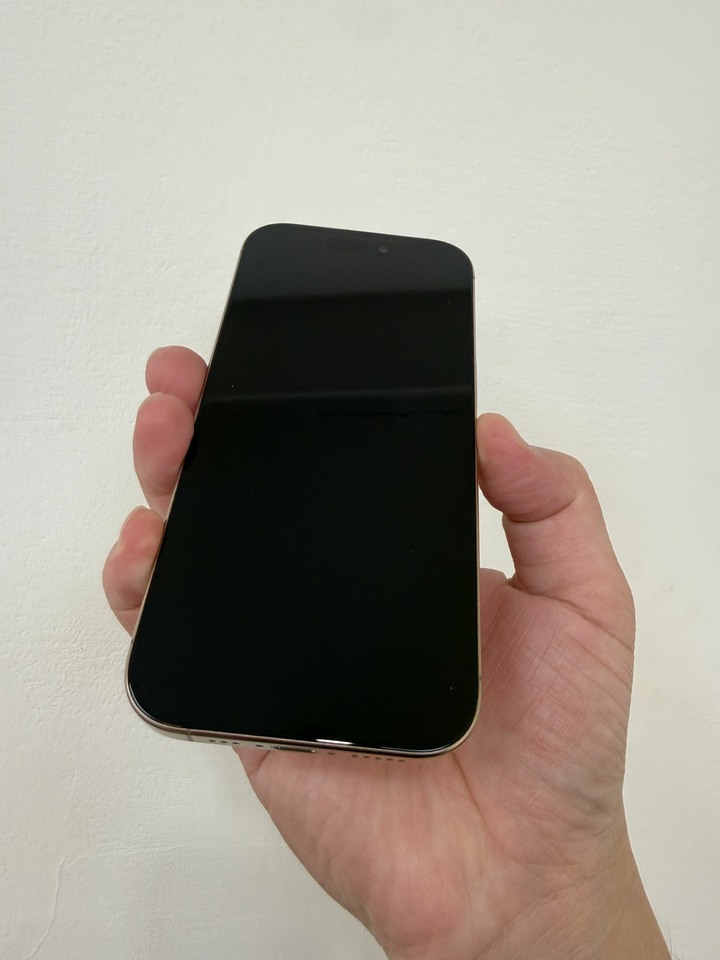 I phone 16 pro 512