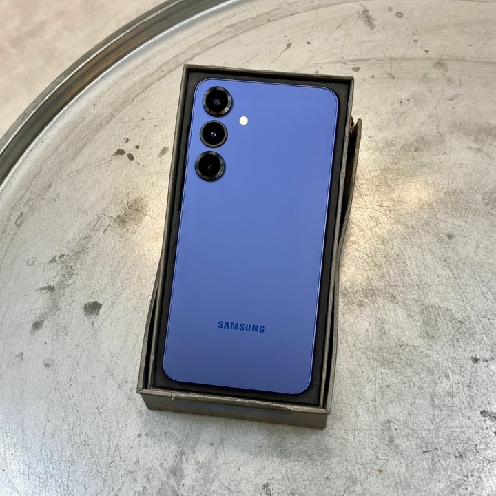 Samsung S25 plus 512g